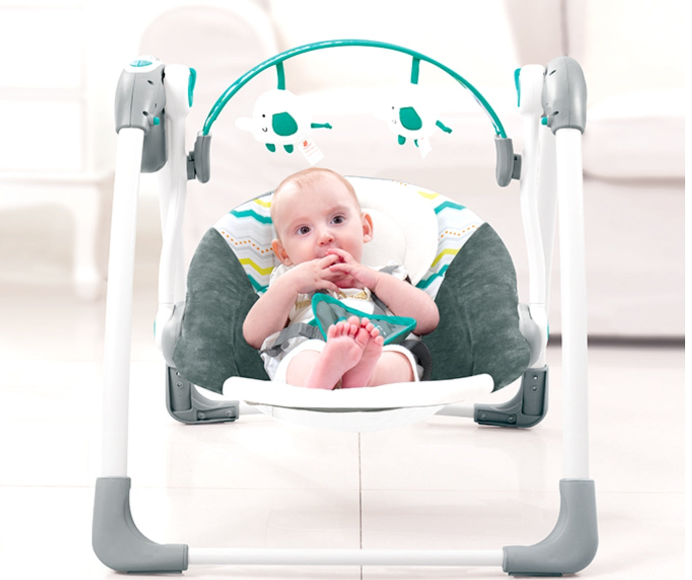Mastela Deluxe Portable Swing | Bacha Toys