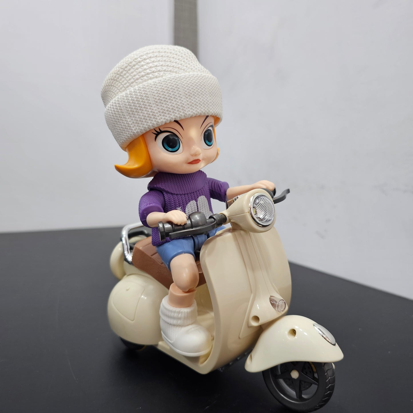 Motor Car Tide Flow Doll with Lighting & Music | Bacha Toys
