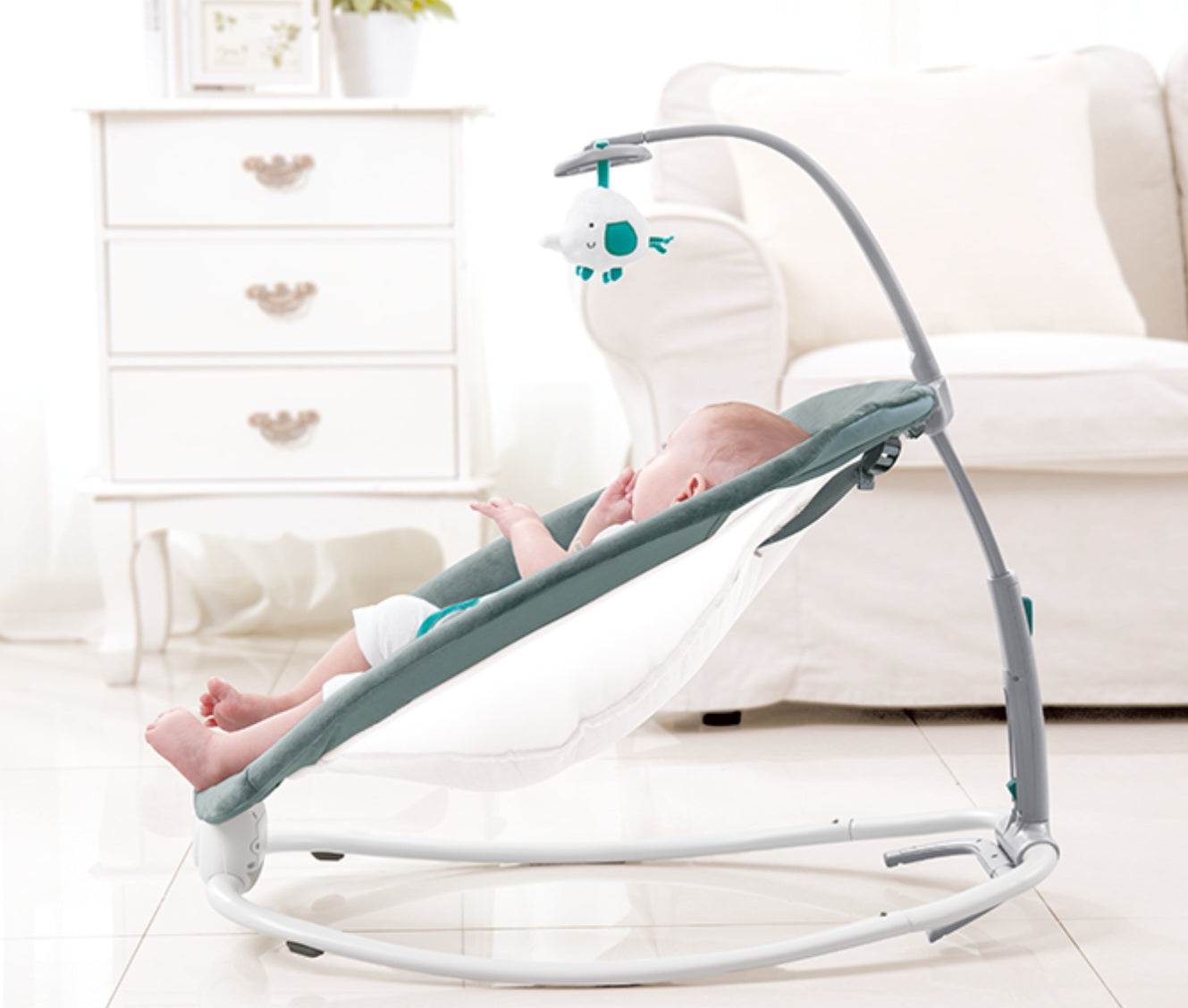 Mastela Fold-Up Rocker – Melodies & Soothe Bouncer | Bacha Toys