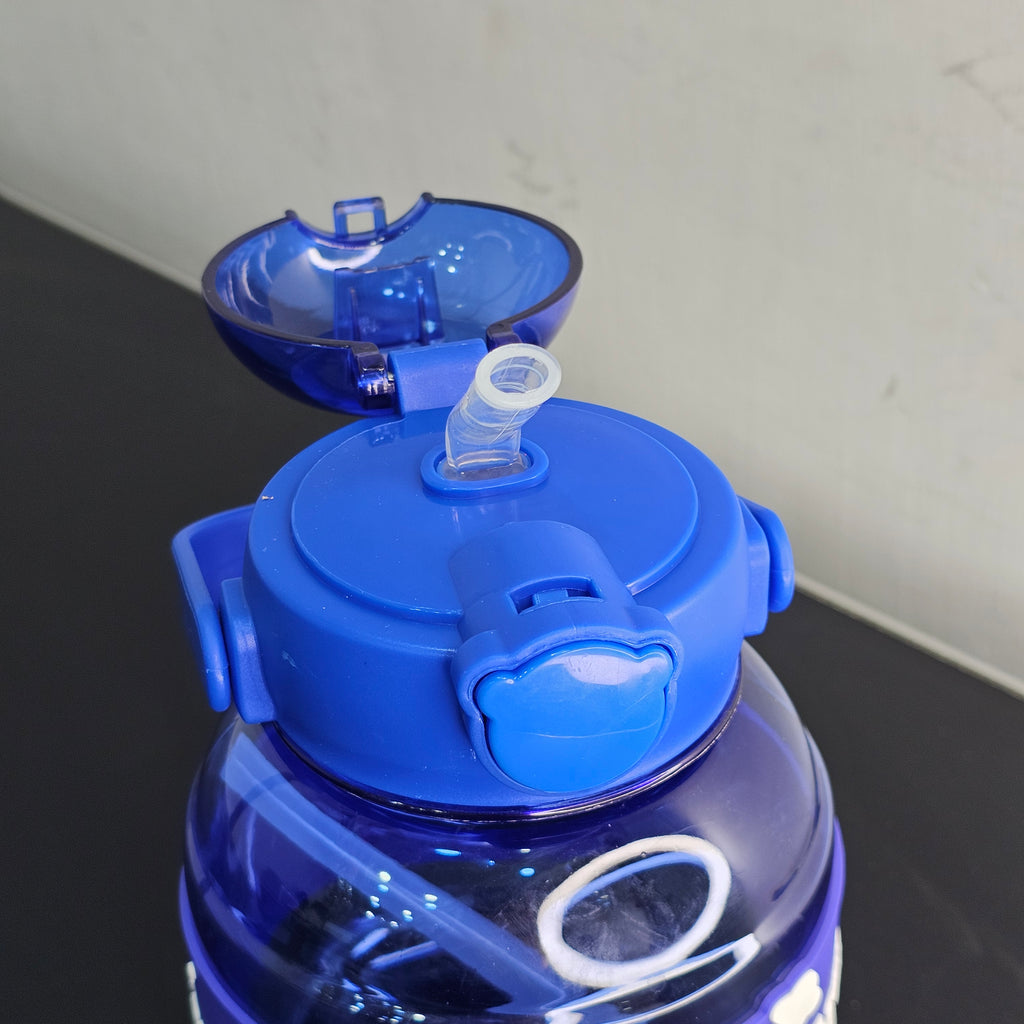 700ml Water Bottle – Durable & Everyday Hydration