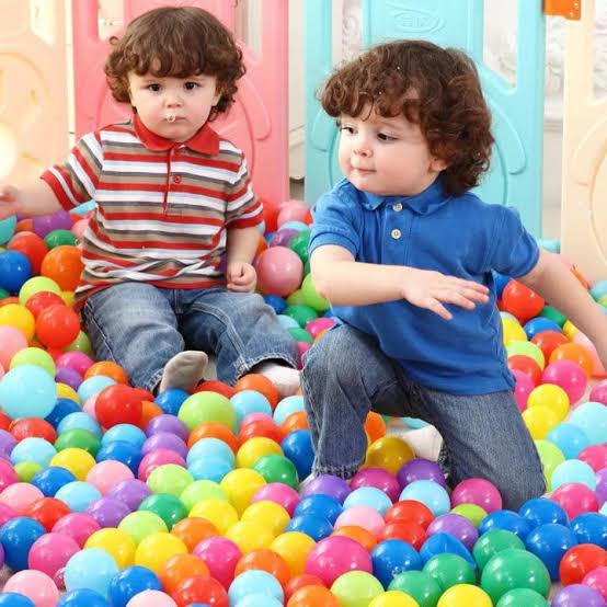 Colorful Play Balls – For Kids’ Tents, Swimming Pools & Playlands