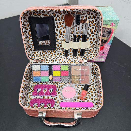 Mermaid Vanity Case – Let’s Party Makeup Box (Real Cosmetics)