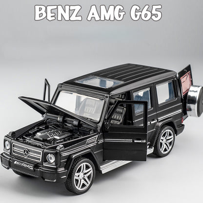 XLG G Wagon 1:24 Die-Cast Model Car – Sound & Light Simulation
