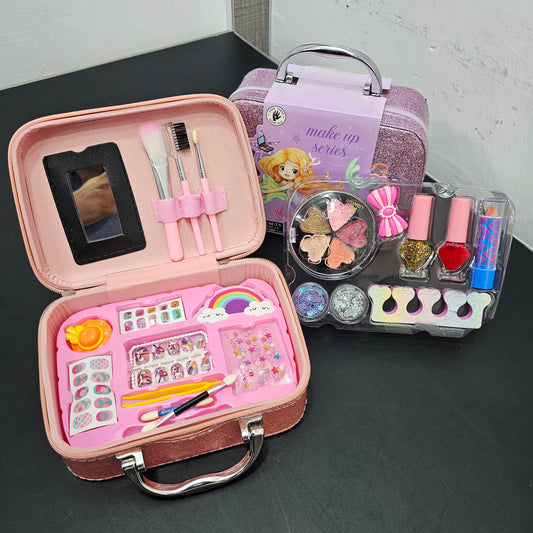 2-in-1 Makeup & Jewellery Set – Sparkle & Style in One!