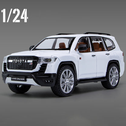 Toyota Land Cruiser Die-Cast Model Car – 1:24 Scale with Sound, Light & Pull-Back Function