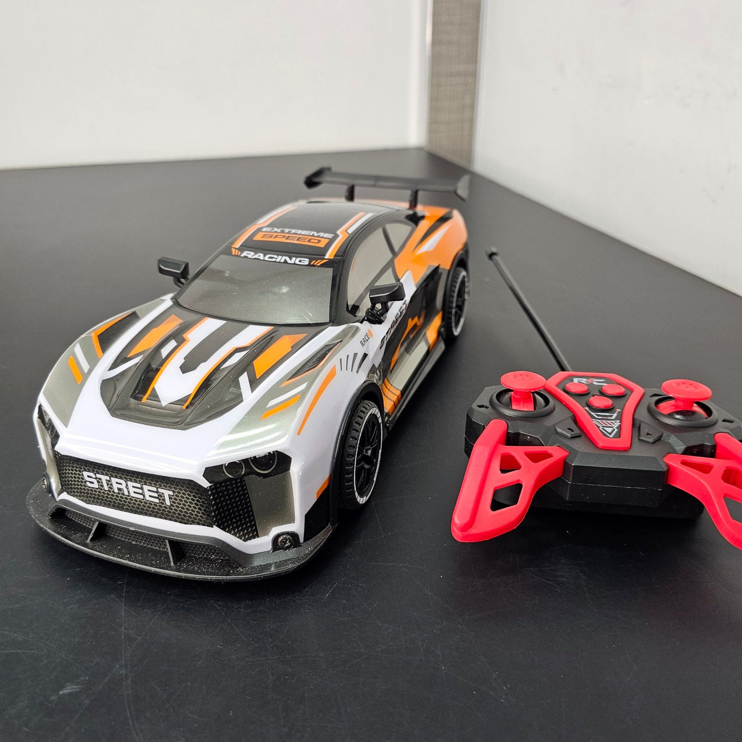 RC Car 27MHz 1:14 Scale – Light Effect, Full Function | Bacha Toys
