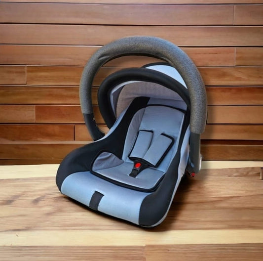 Carry Cot for Kids – Safe, Soft & Comfortable Travel Companion
