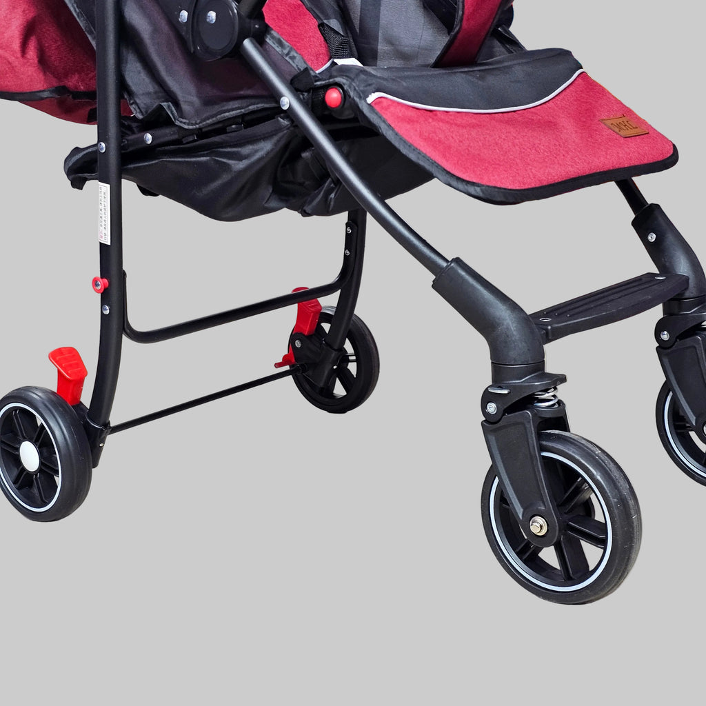 Lightweight Baby Stroller – Foldable with 360° Wheels & Sun Canopy