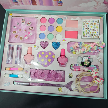 Fantastic Castle Makeup Kit – Magical Beauty Play for Kids - Bacha Toys